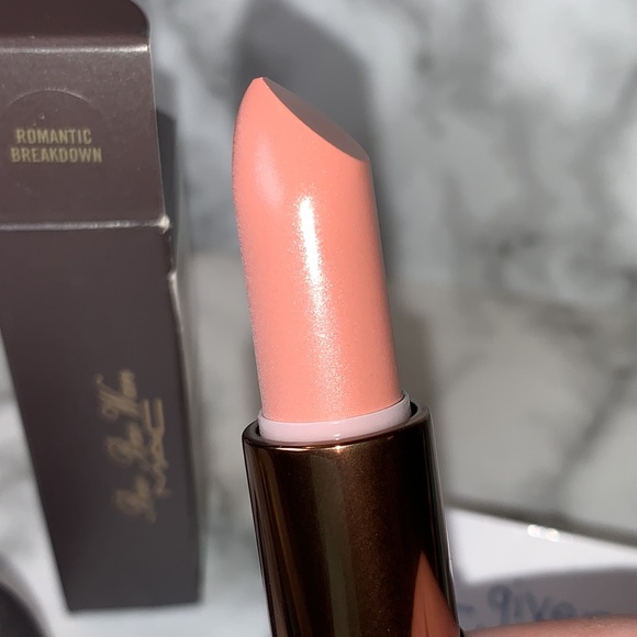 NIB ROMANTIC BREAKDOWN BAO BAO WAN X MAC Lustre Lipstick MAC - Picture 7 of 17